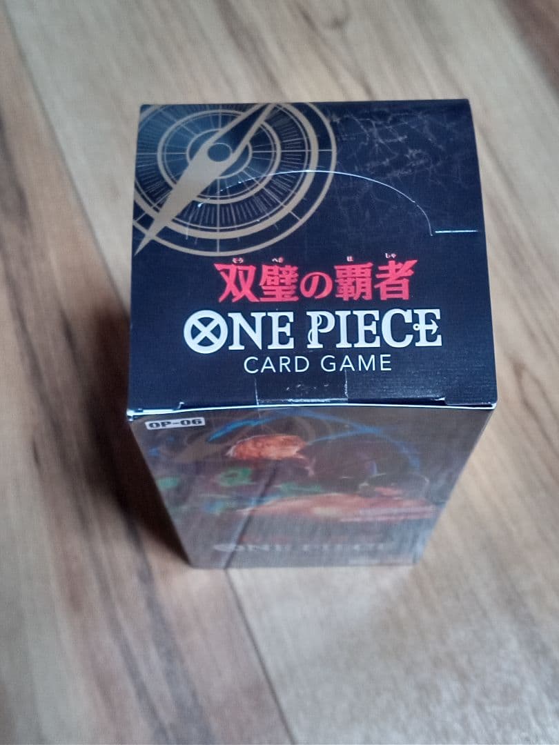 双璧の覇者　1BOX ONE PIECE CARD GAME OP-06