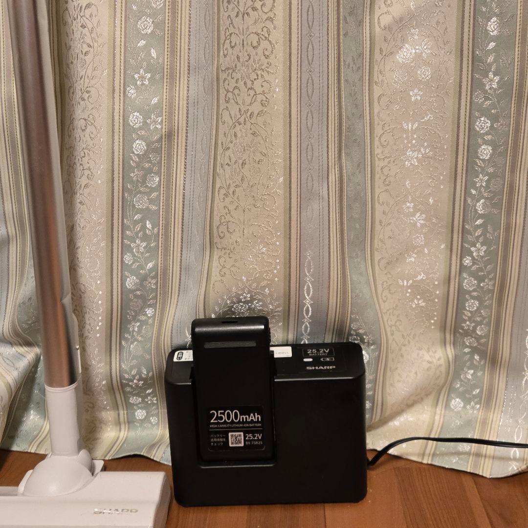 写真更新！　シャープ　コードレス　掃除機　掃除　マキタ　パナソニック　dyson