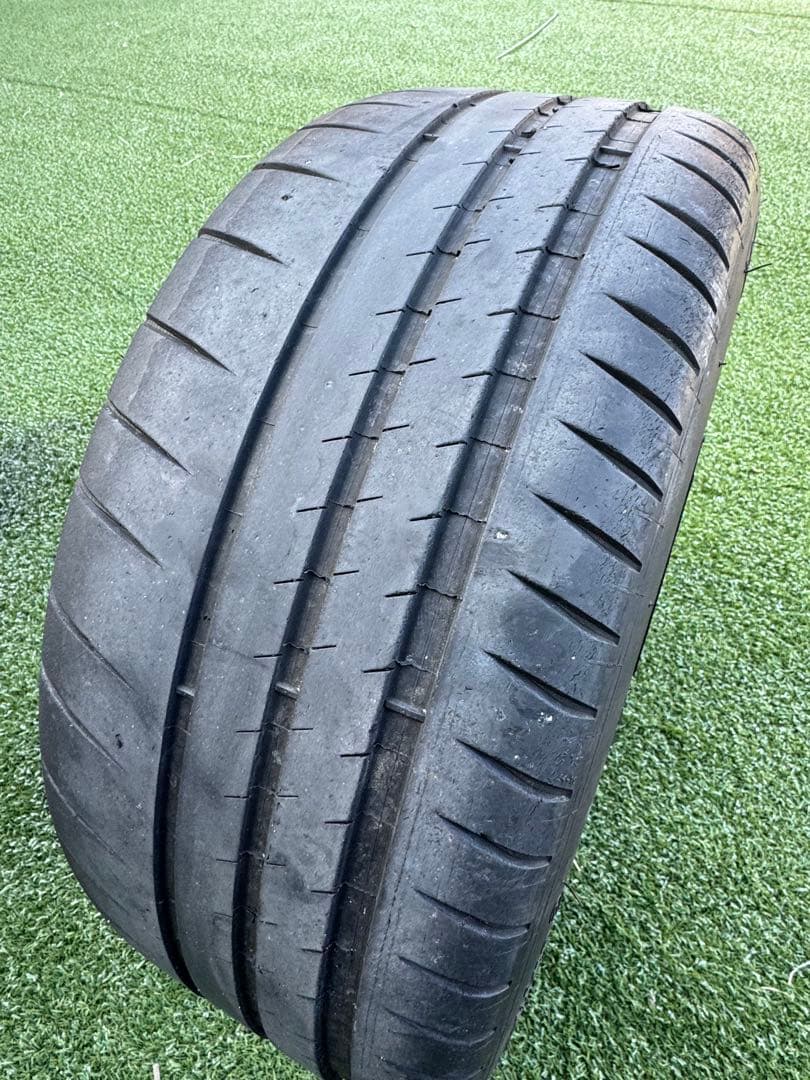 ADVAN Racing GT 18インチ　8.5J +38 4本