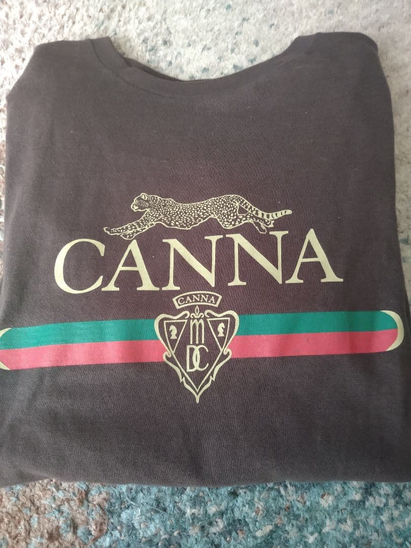 MUSE de Deuxieme Classe CANNA Tシャツ