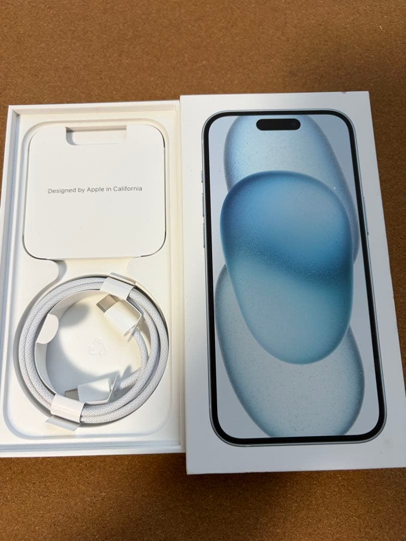 iPhone15 本体 256gb ブルー SIMフリー