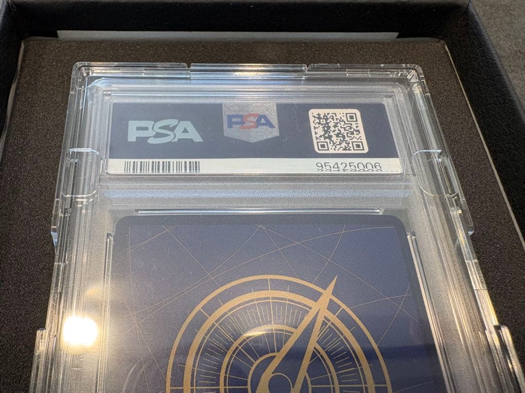 ワンピース中国 ナミ 1周年記念カード　赤ナミPSA10