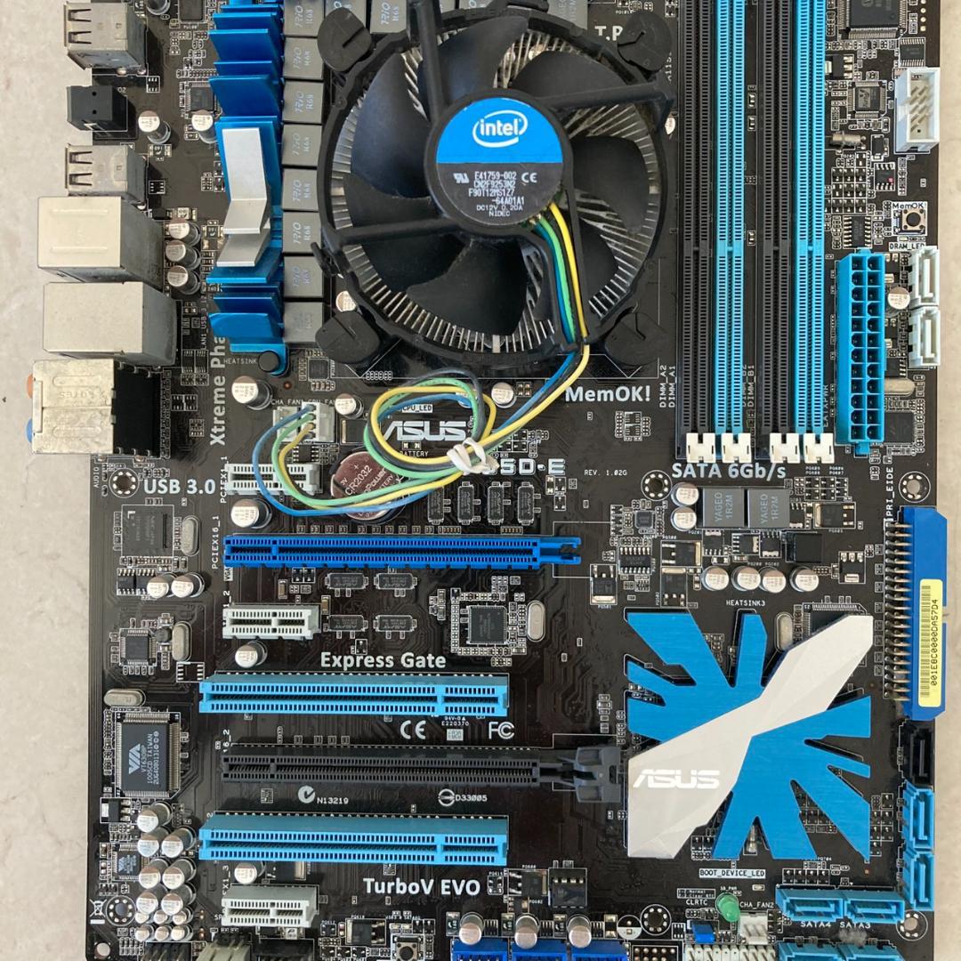 ASUS P7P55D-E マザーボード Intel CPU i7 & ファン付