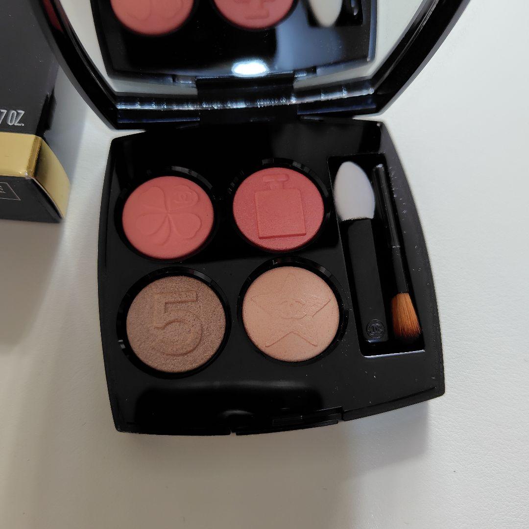 【新品未使用】CHANEL LES 4 OMBRES BOUTONS 209