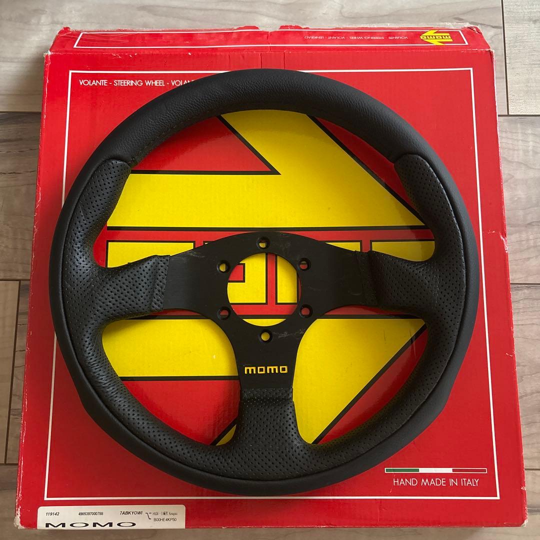 MOMO TEAM 30φ ステアリング