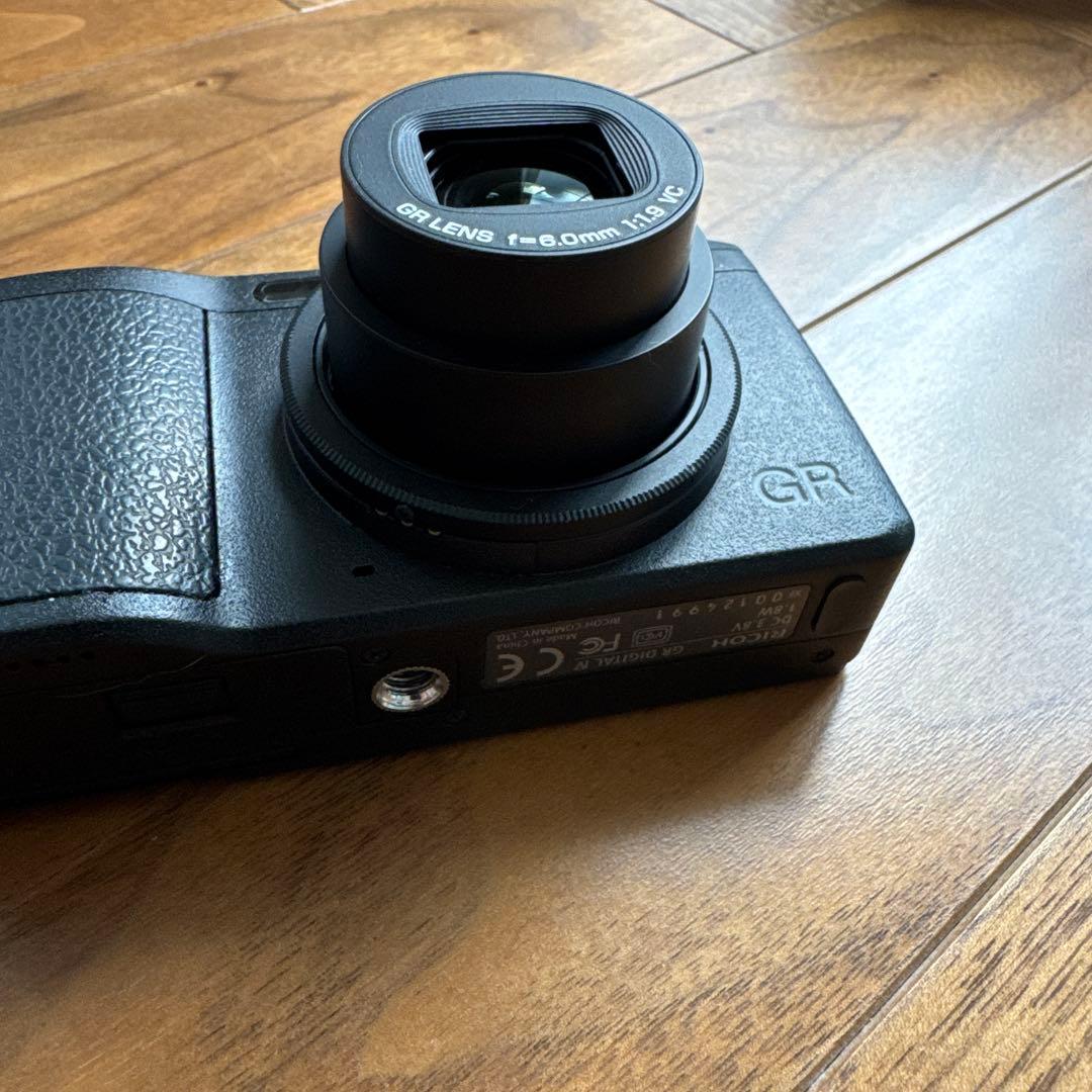 RICOH GR DIGITAL IV コンパクトデジタルカメラ