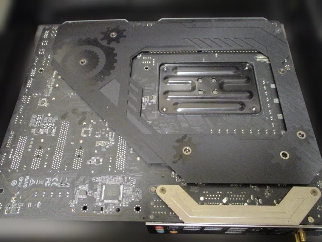 ASRock X570 Taichi マザーボード