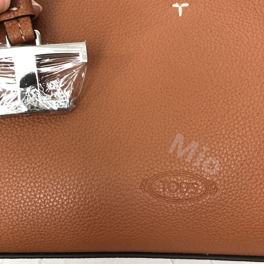 トッズ T タイムレス ショルダーバッグ