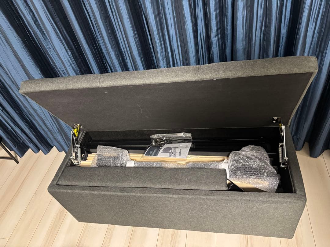 美品 Zinus ベッドフレーム シングル