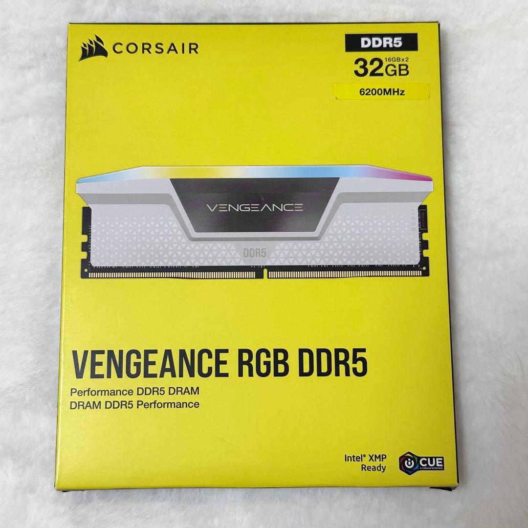 メモリー CORSAIR VENGEANCE RGB DDR5 32GB 6200MHz