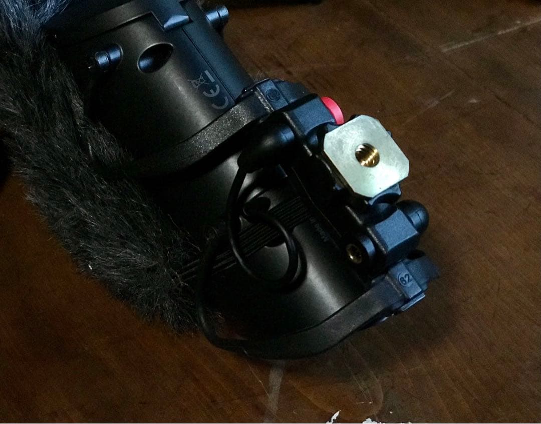 y.i　SHURE VP83F カメラマウント　マイクロホン