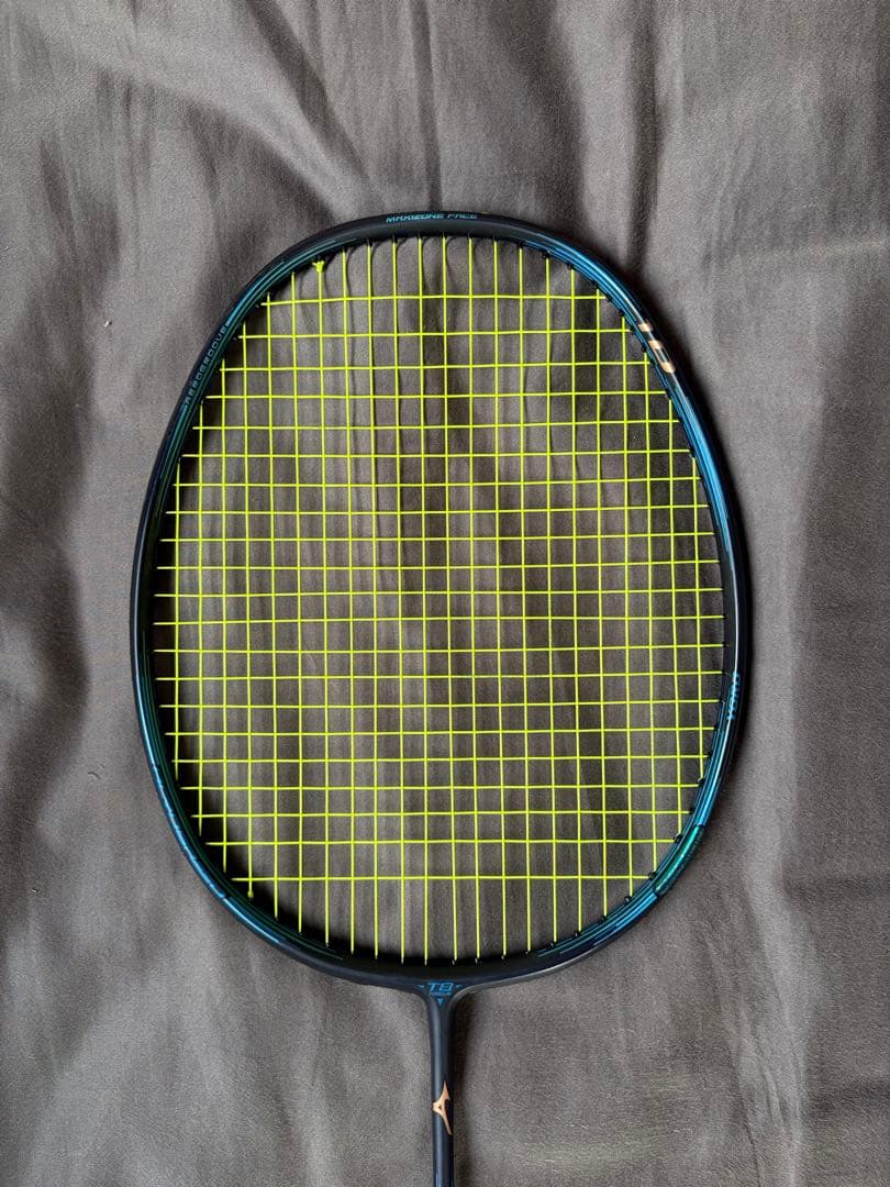 バドミントンラケット ミズノ アクロスピード1ドライブ 4U6