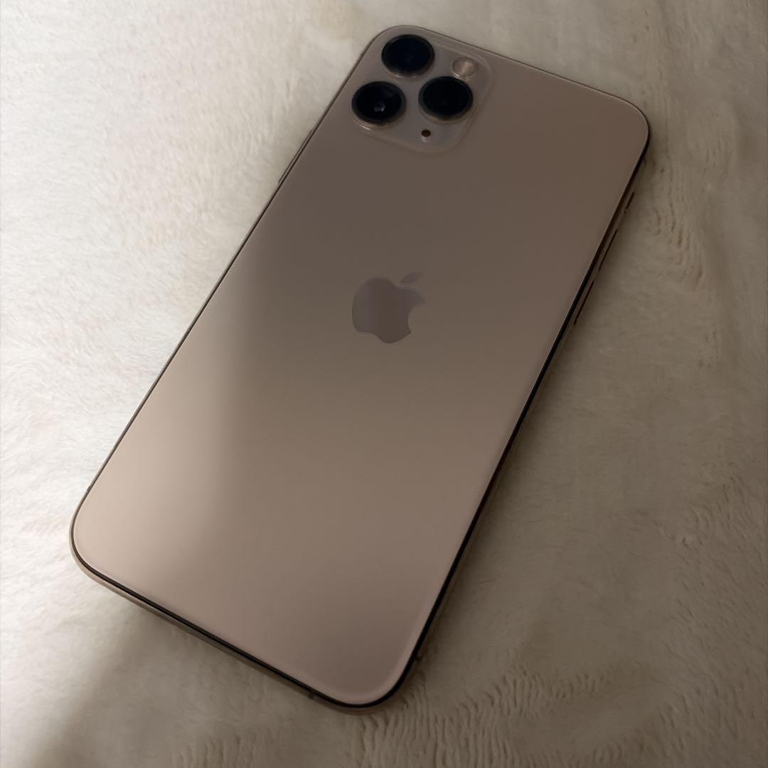 美品　iPhone 11Pro