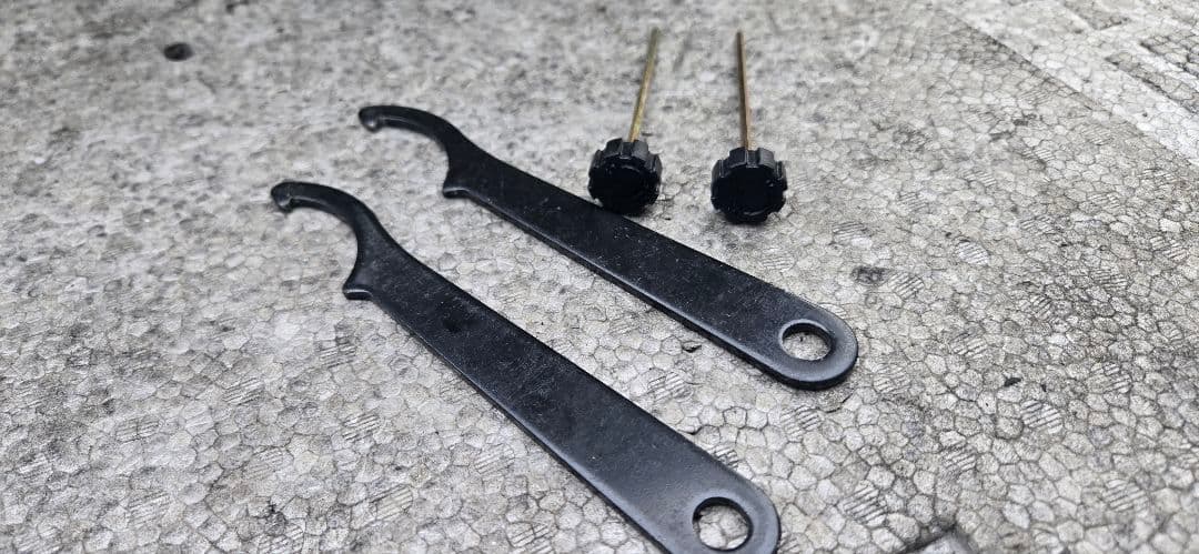 ラッシュRUSH車高調l575s.l175s.LA100S (美品)ダイハツ