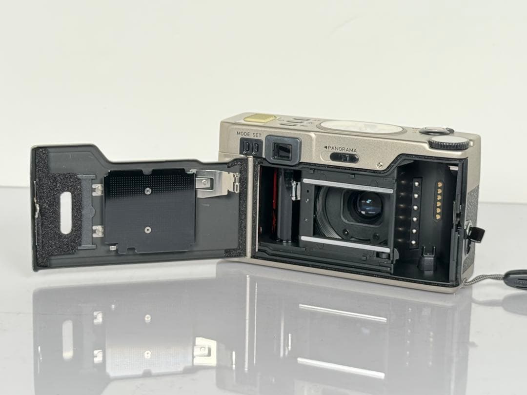 【美品】Nikon ニコン 35ti フィルムカメラ（電池付き）