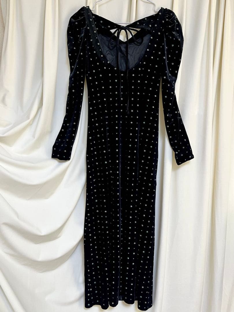 SNIDEL ベロア刺繍ワンピース　BLK