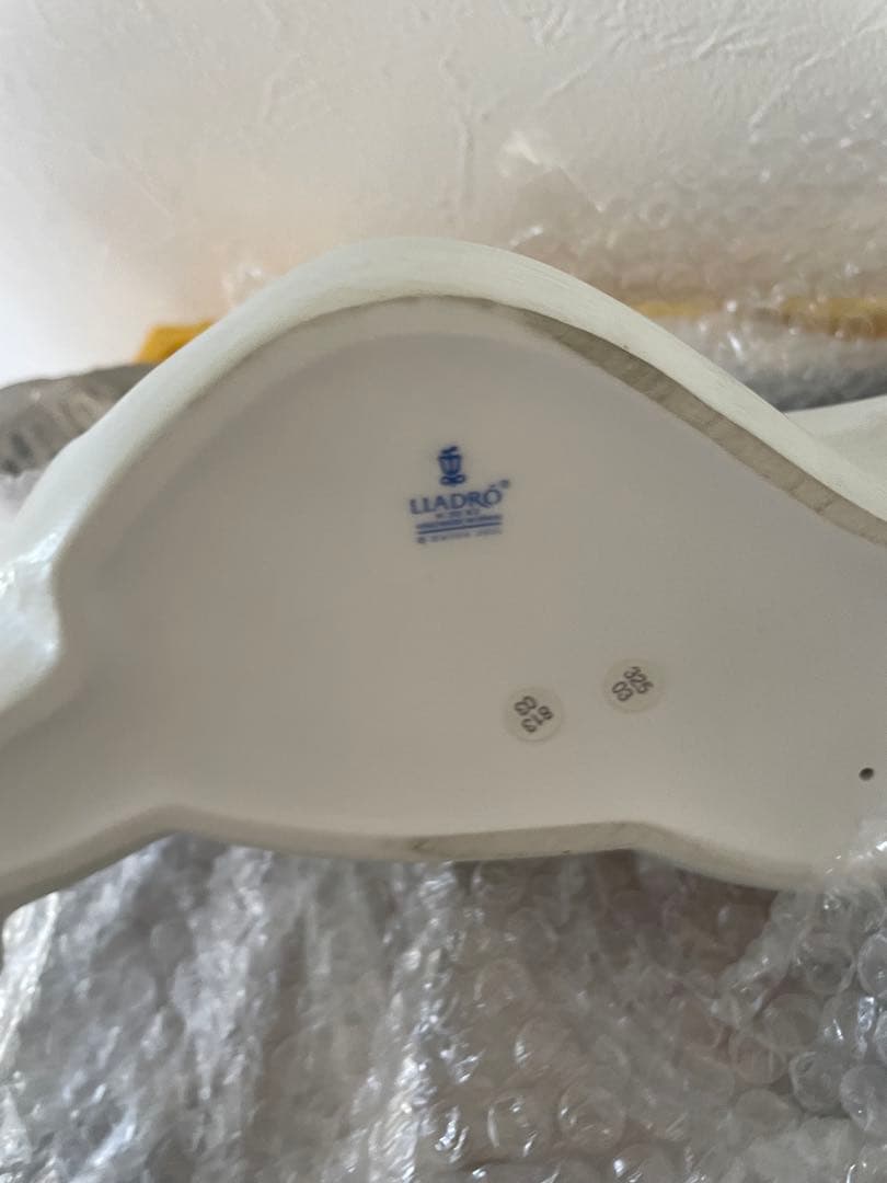 リヤドロ　メモリー　aura collection　彫刻風