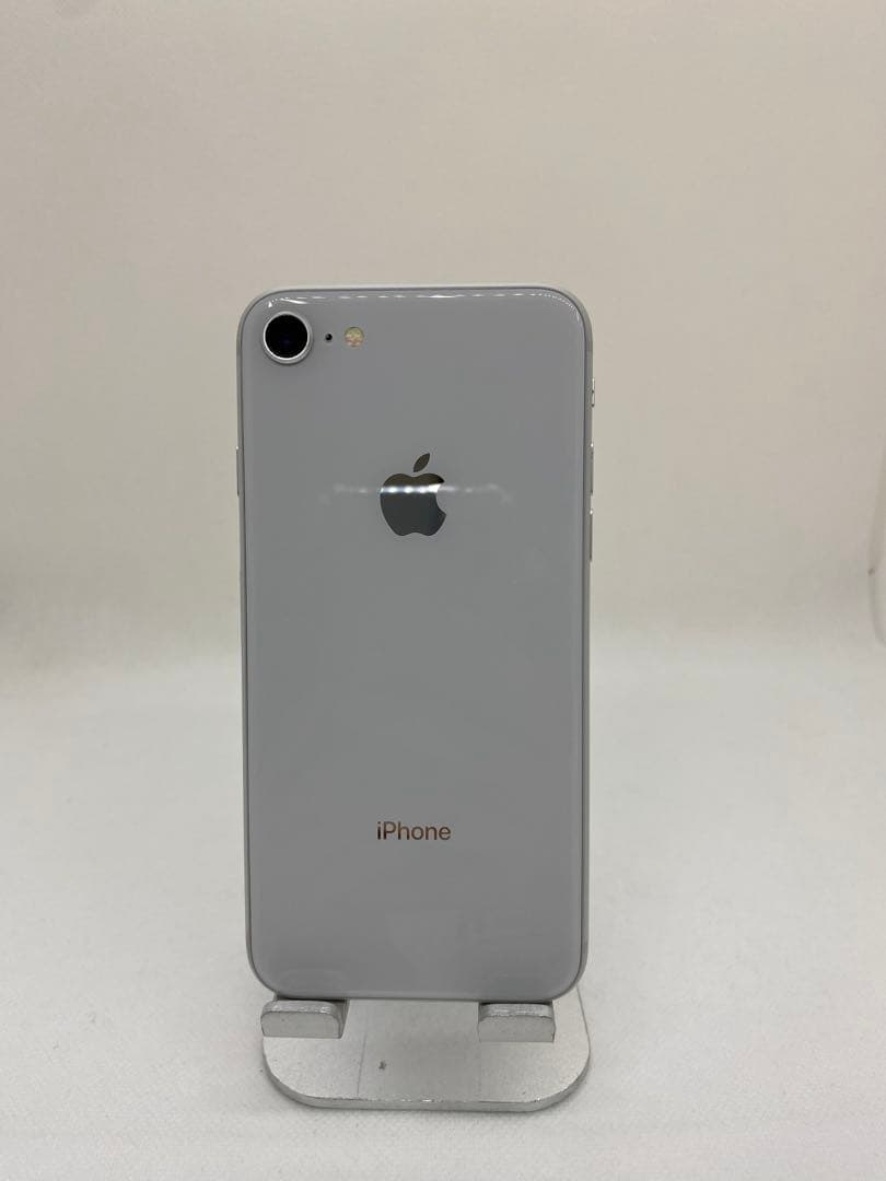 iPhone 8 64GB バッテリー76% 47984
