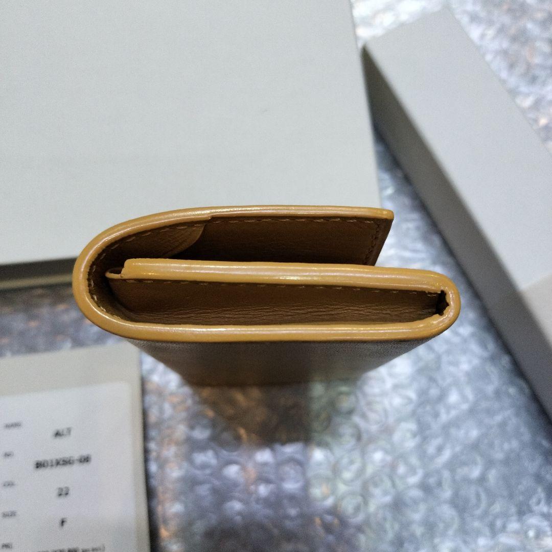 エド ロバート ジャドソン　カード ケース