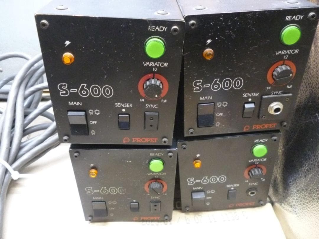 ガ*ジ様 PROPET S-600　ストロボ　等まとめて　3口発送　デッキ256