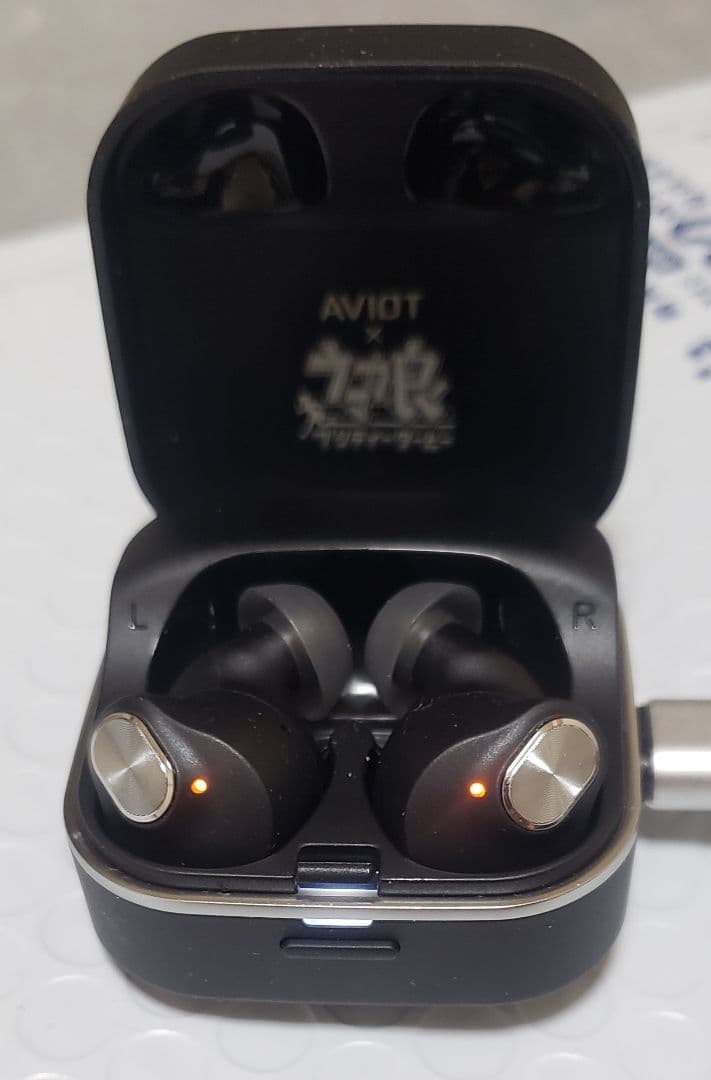 ラ*読様 AVIOT x ウマ娘 ワイヤレスイヤホン te-q3
