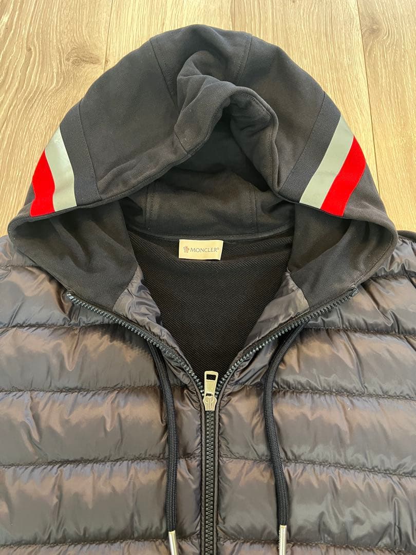MONCLER モンクレール　ダウンジャケット
