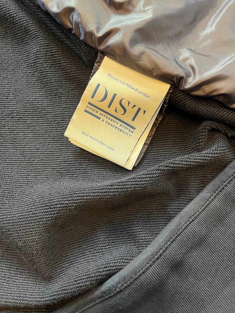 MONCLER モンクレール　ダウンジャケット