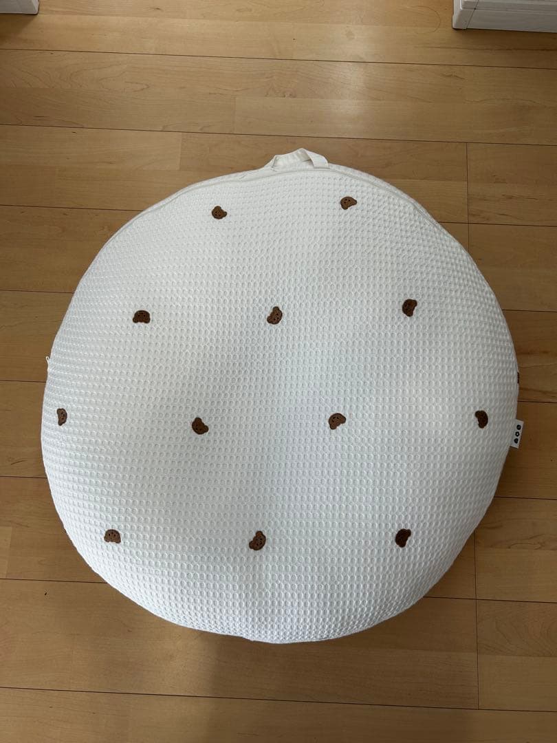 ロトトクッション、クマ(専用バッグ付き)