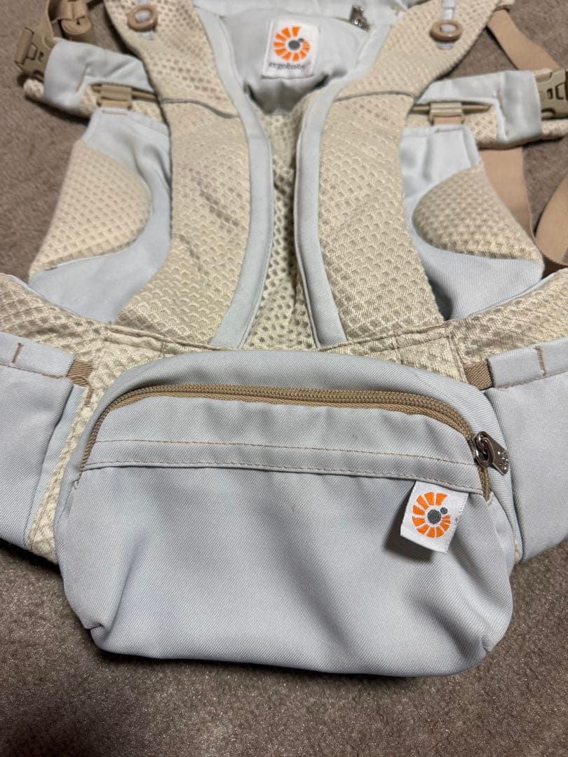 エルゴ　オムニブリーズ　抱っこ紐 サンドベージュ