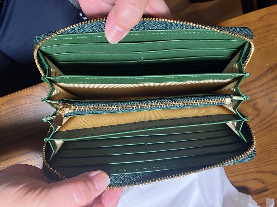 値下げ　クロコダイル　ラウンドファスナー長財布