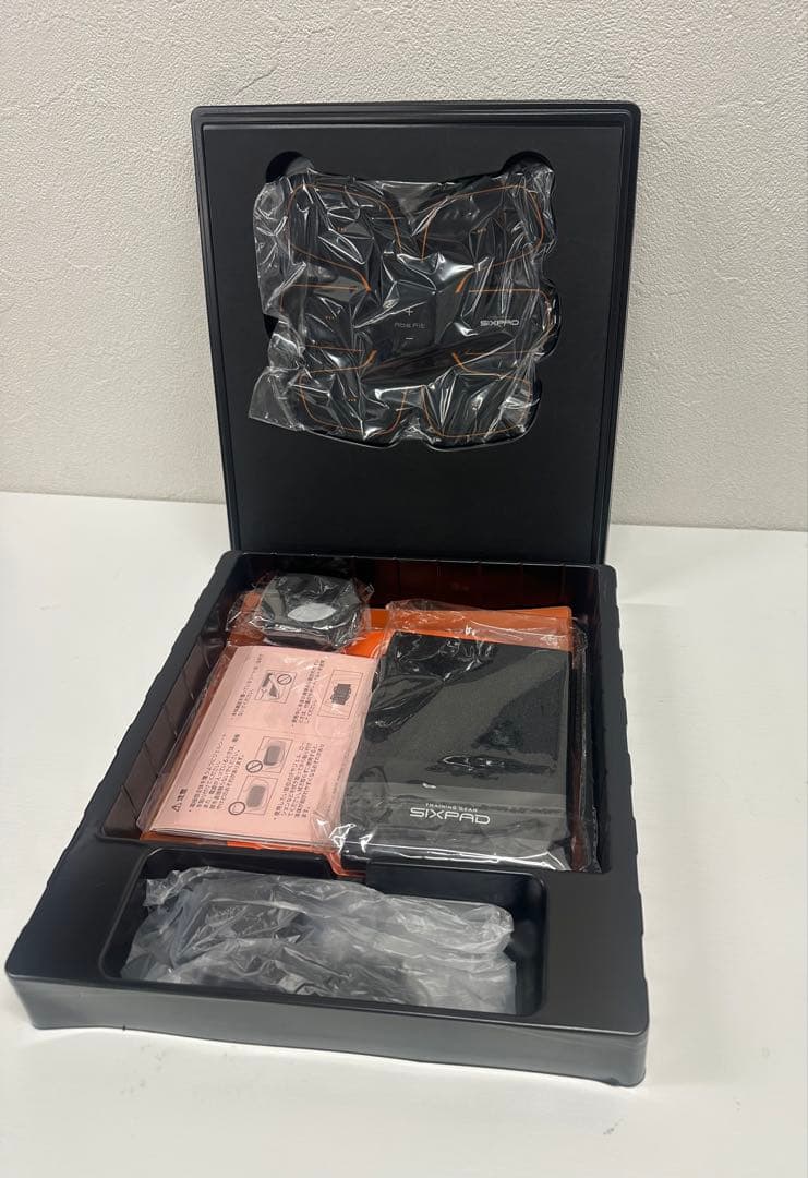 ◆新品まとめ割対応します◆シックスパッド　Abs Fit2