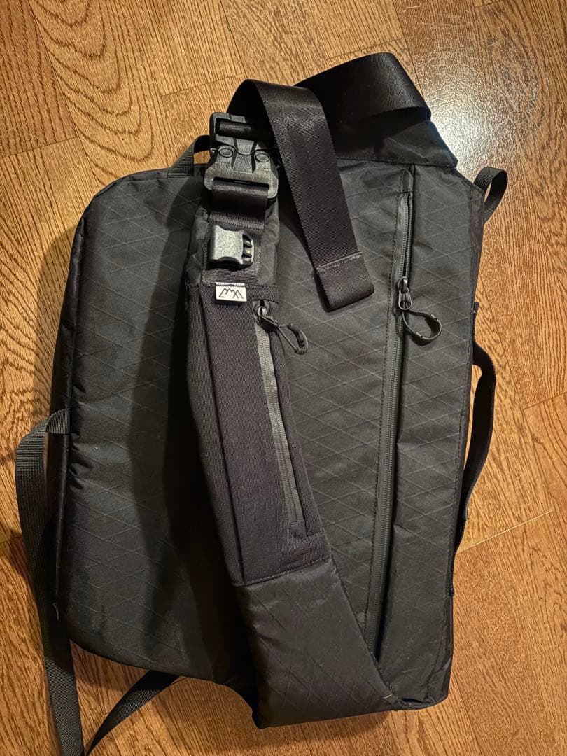 バッグ CMF OUTDOOR GARMENT MESSENGER BAG