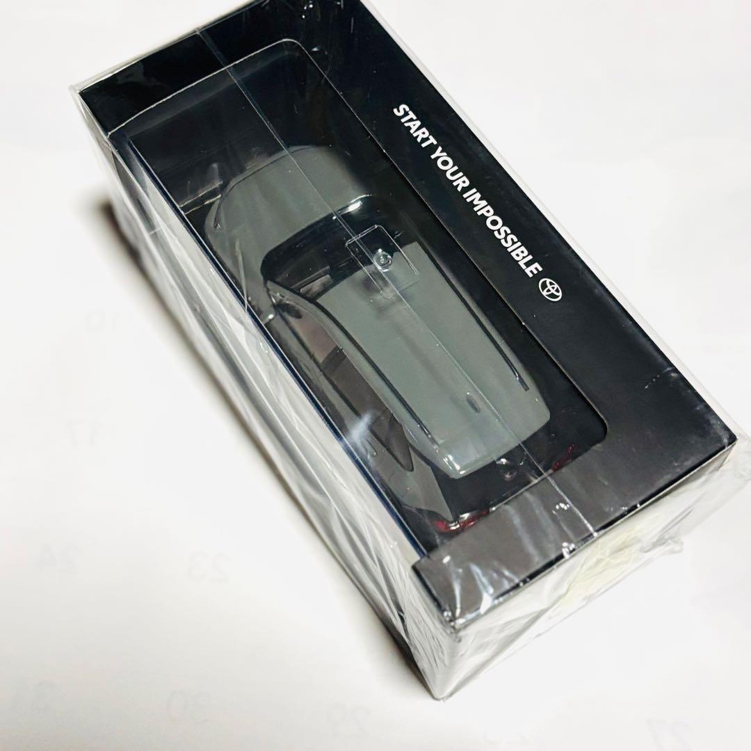 トヨタ RAV4 1/30 ミニカー アーバンカーキ 新品 未開封（前モデル）