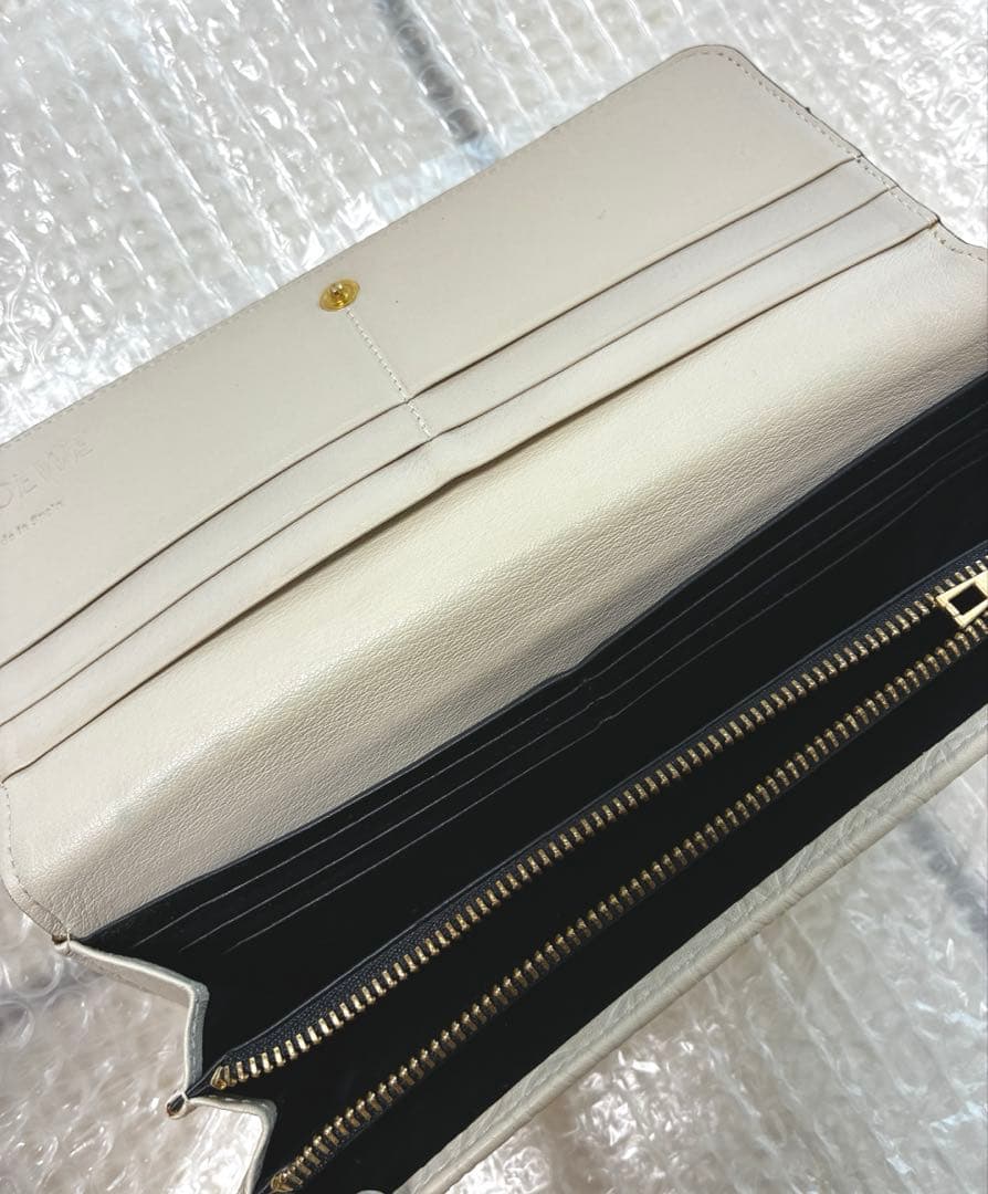 【LOEWE】ロエベ アナグラム リピート 二つ折り長財布