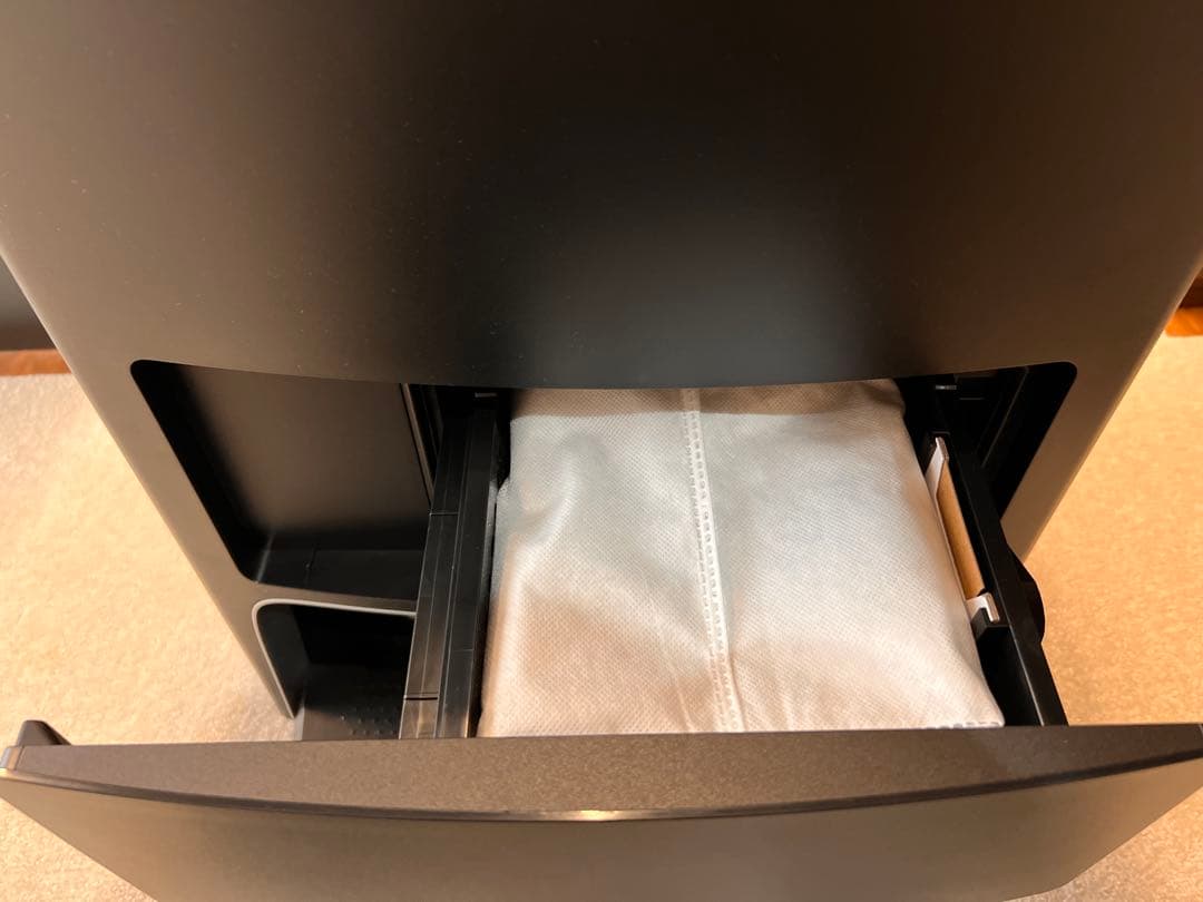 ECOVACS DEEBOT X1 OMNI お掃除ロボット　水拭き