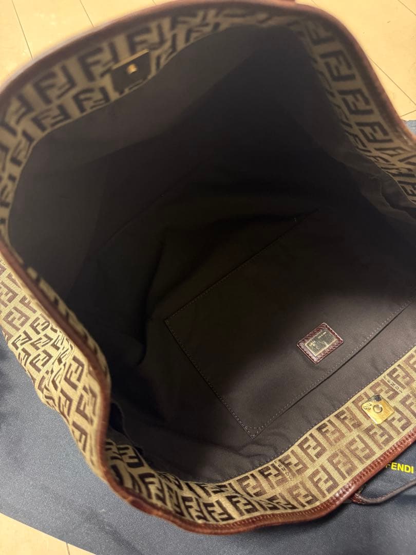 FENDI トートバッグ