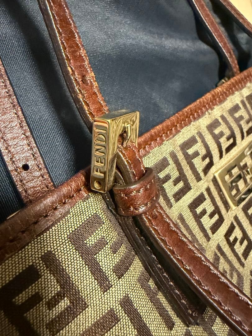 FENDI トートバッグ