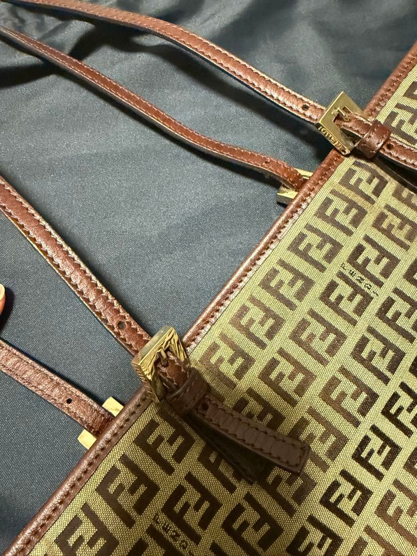 FENDI トートバッグ