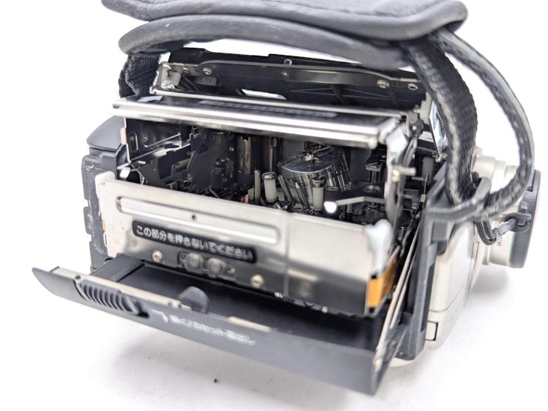 miniDVのダビングに！Panasonic ビデオカメラ NV-C2 02