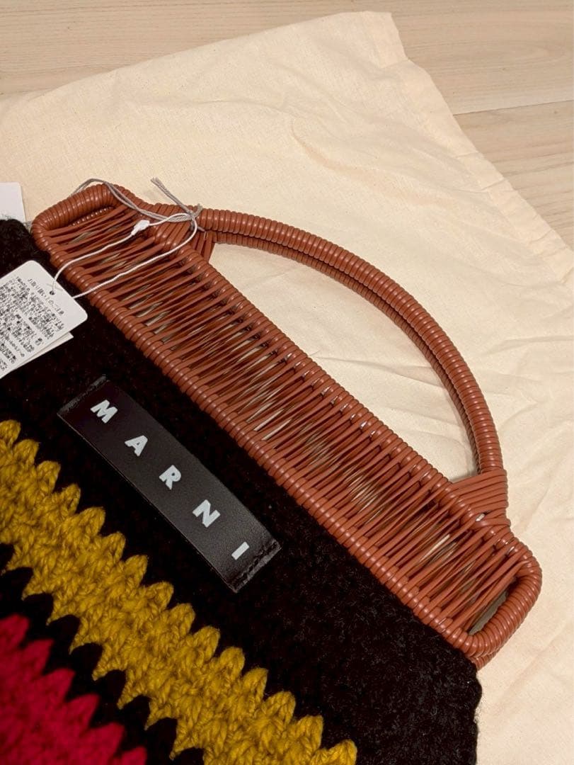 MARNIマーケット マルチカラー クロシェバック