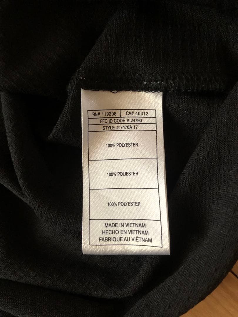 【M未使用美品】レブロン CAVS ユニフォーム　黒色半袖