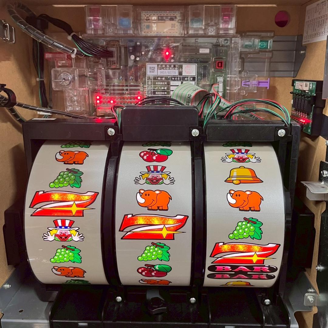 K◆アイムジャグラー EX-AE 実機 パチスロ スロット台 メダル付き