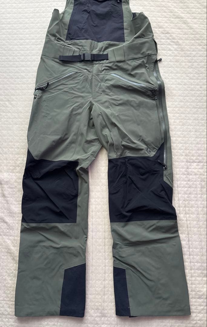 ブラックダイアモンド メンズ リーコンストレッチビブ　Mサイズ