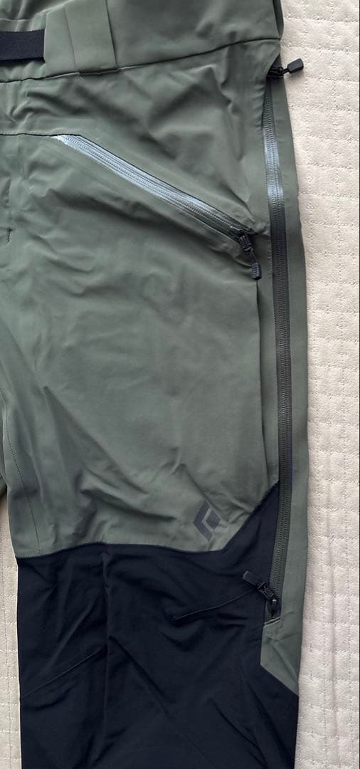 ブラックダイアモンド メンズ リーコンストレッチビブ　Mサイズ