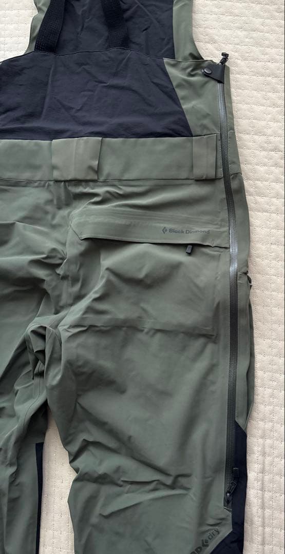 ブラックダイアモンド メンズ リーコンストレッチビブ　Mサイズ