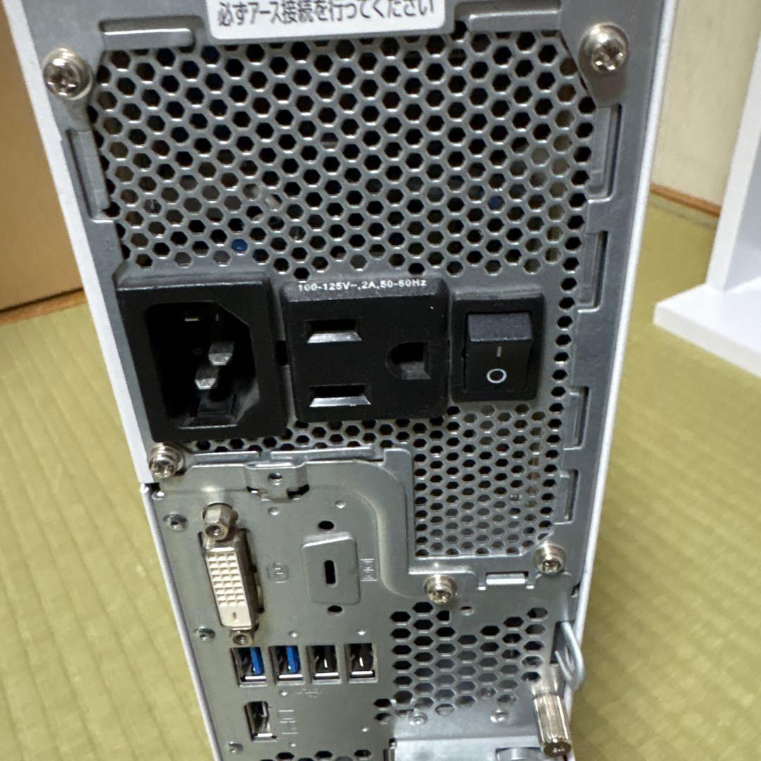 S*K様 Fujitsu ESPRIMO D588/CX デスクトップPCジャン