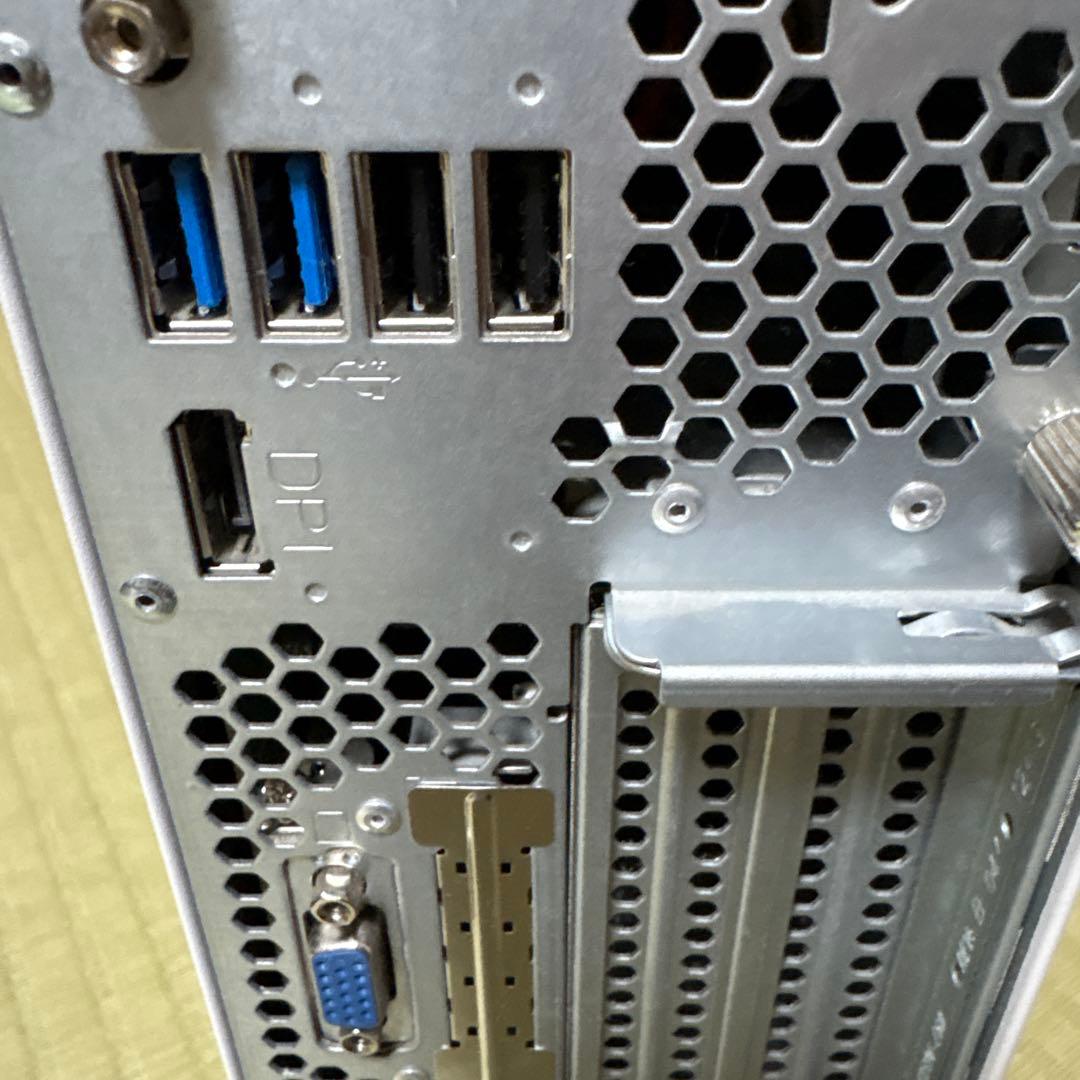 S*K様 Fujitsu ESPRIMO D588/CX デスクトップPCジャン