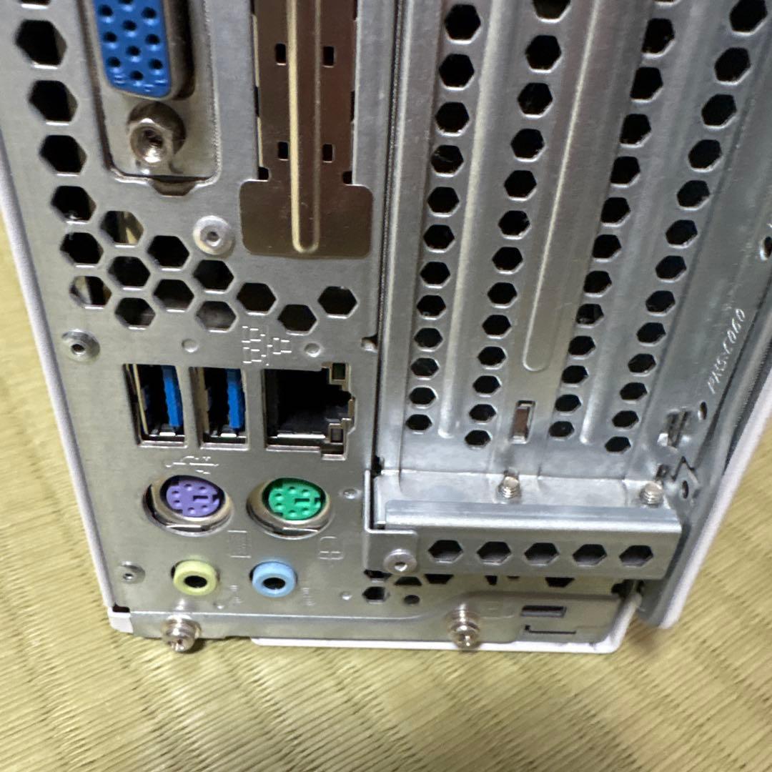 S*K様 Fujitsu ESPRIMO D588/CX デスクトップPCジャン