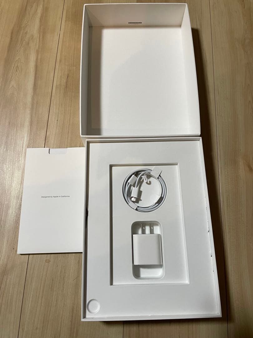 Apple iPad Air (第4世代) シルバー 10.9インチ　ジャンク品