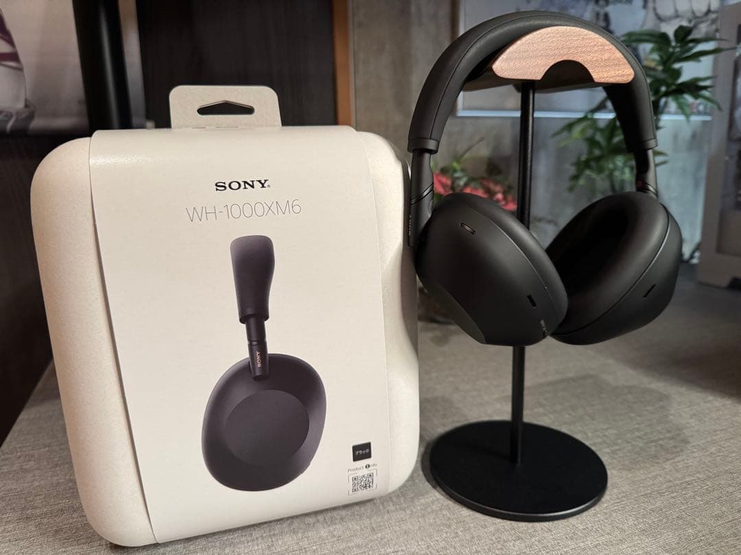 【5年ワイド延長保証付】Sony WH-1000MX6 ブラック　スタンド付き